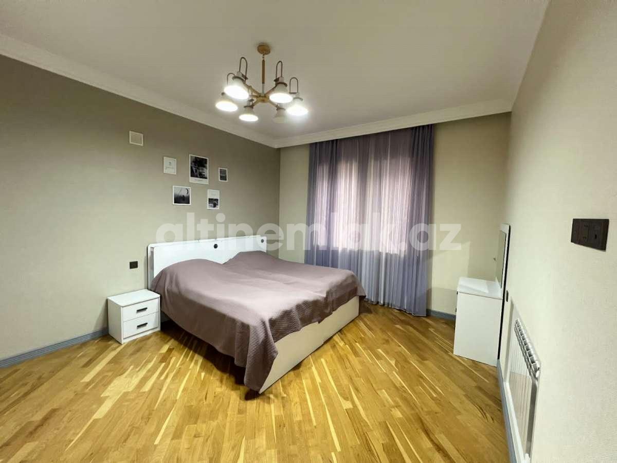 Satılır, həyət evi / bağ, 5 otaqlı, 400 m²