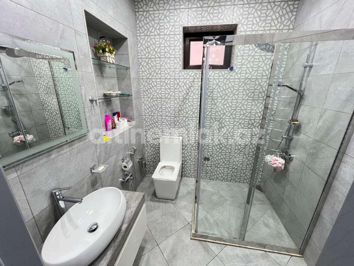 Satılır, həyət evi / bağ, 5 otaqlı, 400 m²