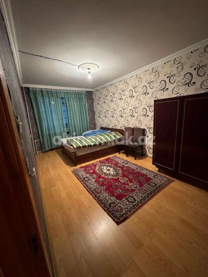 Sale, old building, 3 room, 80 m²