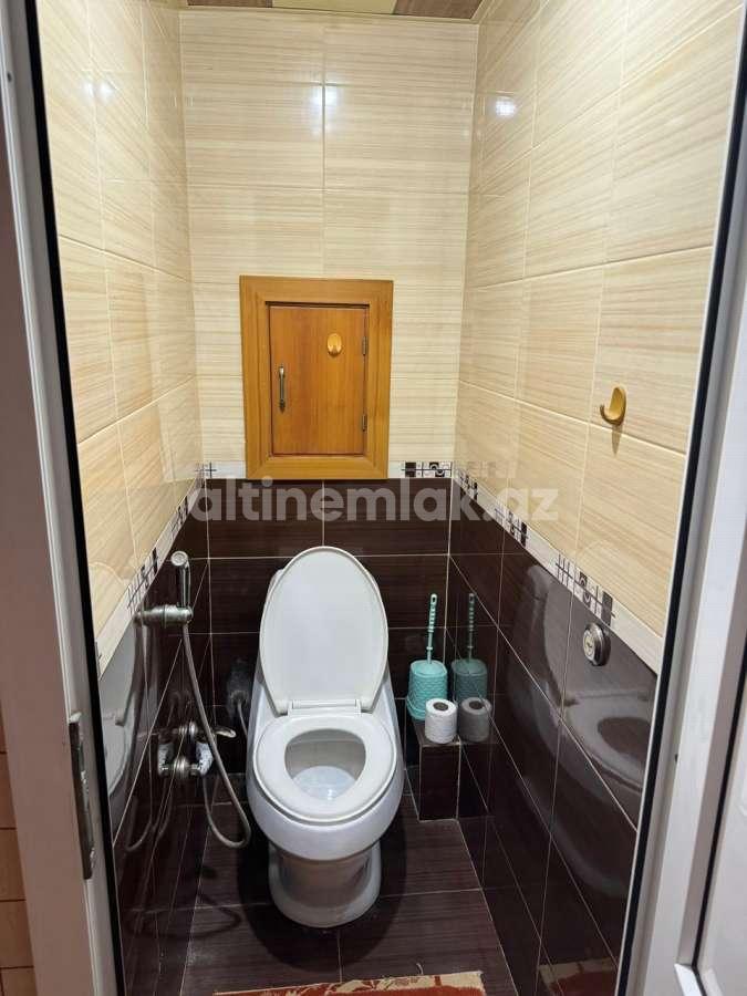 Sale, old building, 3 room, 80 m²