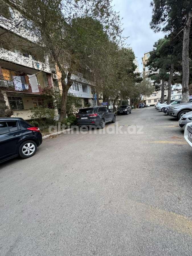 Sale, old building, 3 room, 80 m²