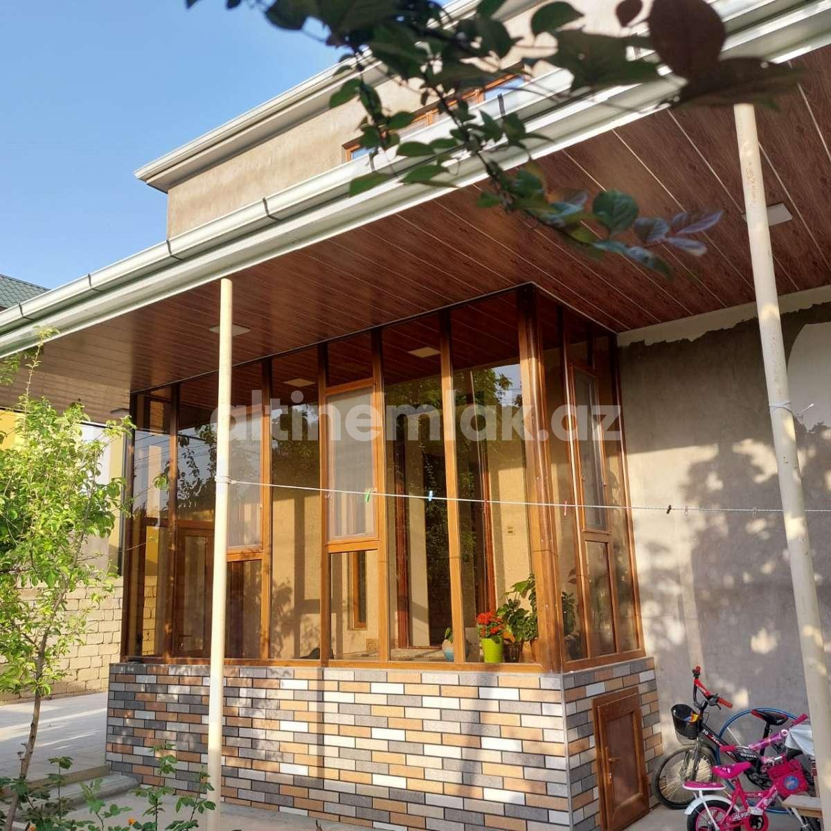 Satılır, həyət evi / bağ, 6 otaqlı, 230 m²