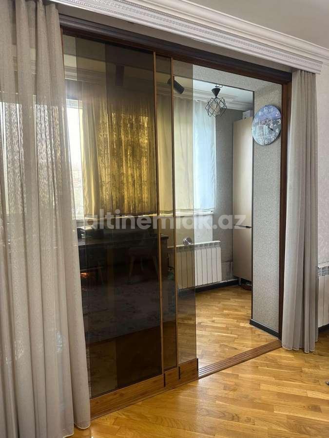 Satılır, köhnə tikili, 3 otaqlı, 75 m²