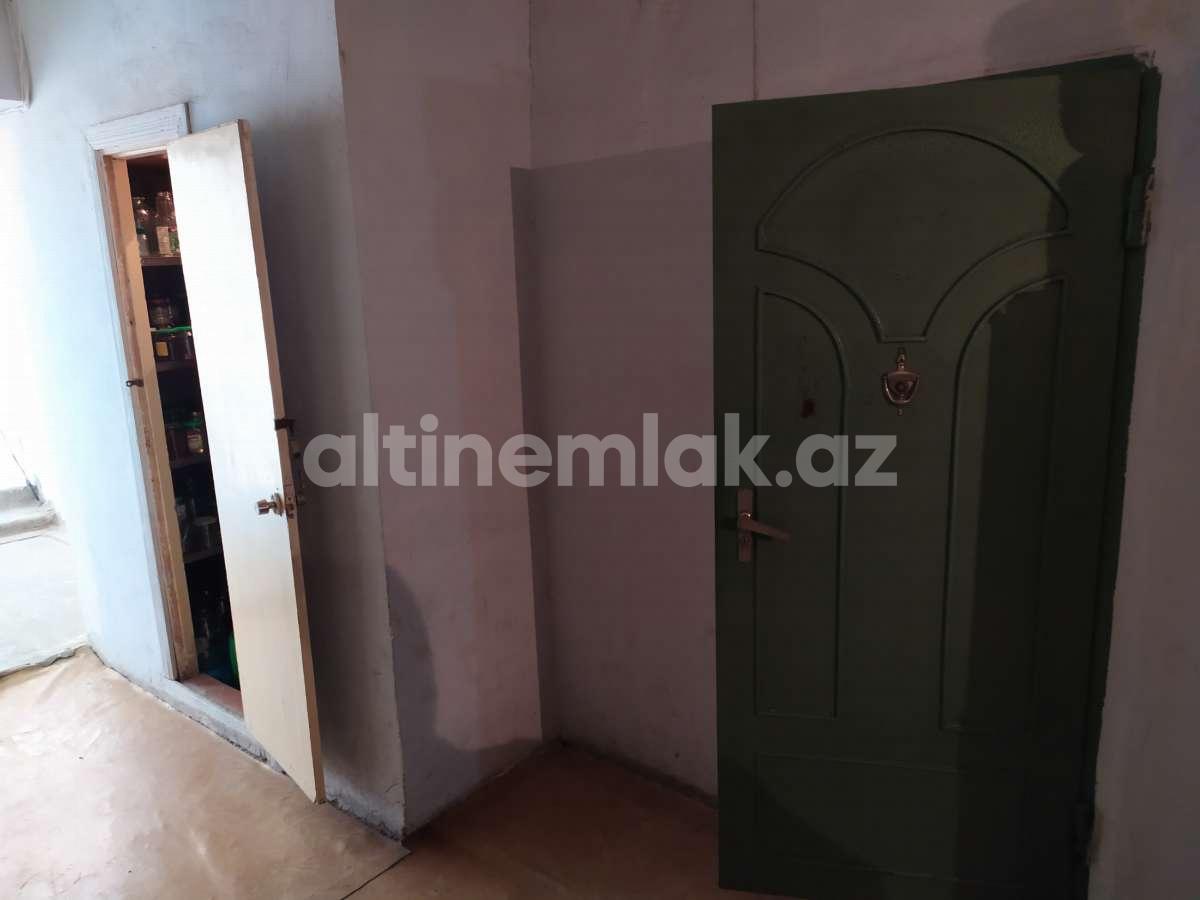 Sale, old building, 2 room, 36 m²