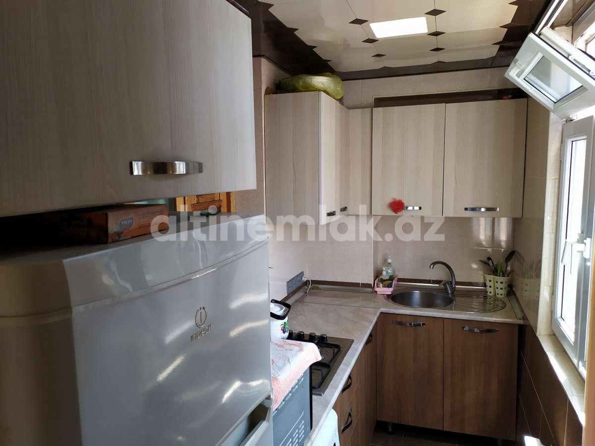 Sale, old building, 2 room, 36 m²