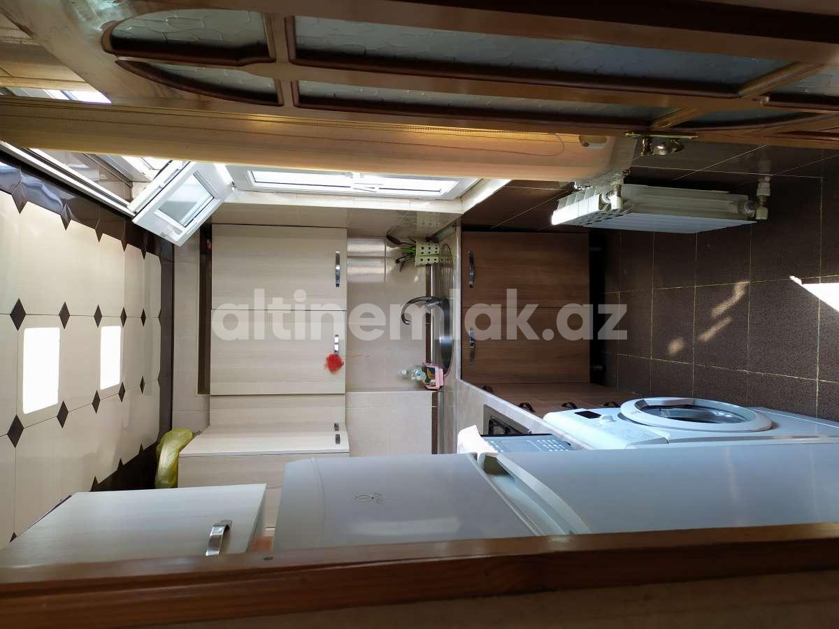Sale, old building, 2 room, 36 m²