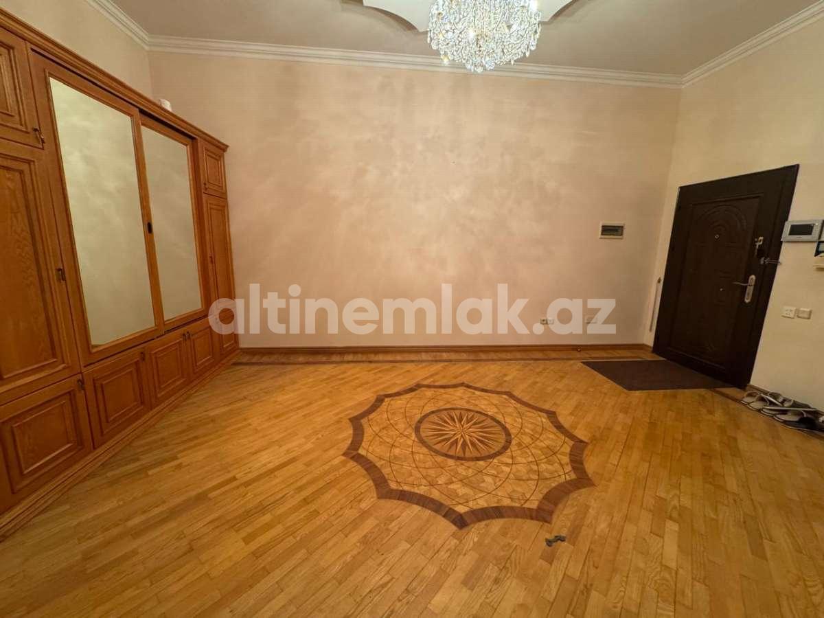 Satılır, yeni tikili, 5 otaqlı, 250 m²