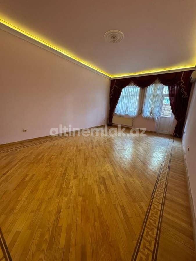 Satılır, yeni tikili, 5 otaqlı, 250 m²