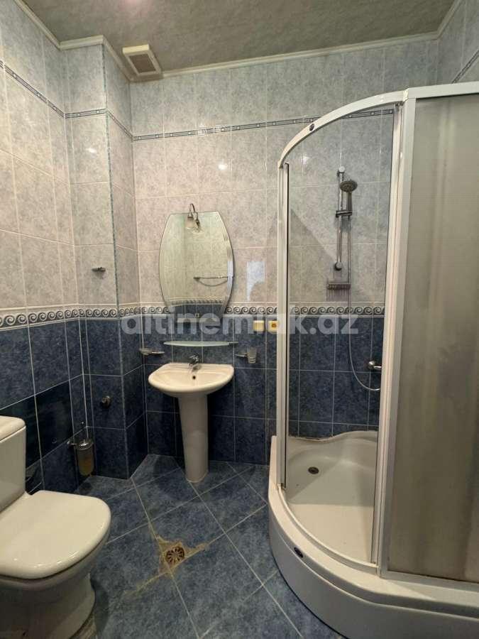 Satılır, yeni tikili, 5 otaqlı, 250 m²
