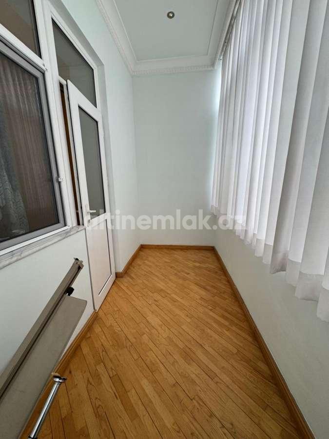 Satılır, yeni tikili, 5 otaqlı, 250 m²