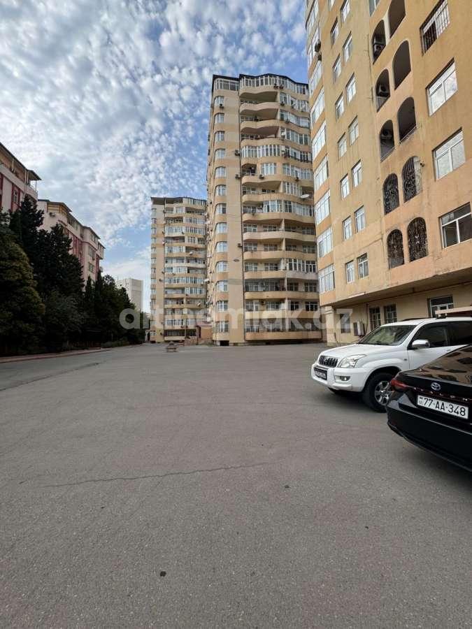 Satılır, yeni tikili, 5 otaqlı, 250 m²