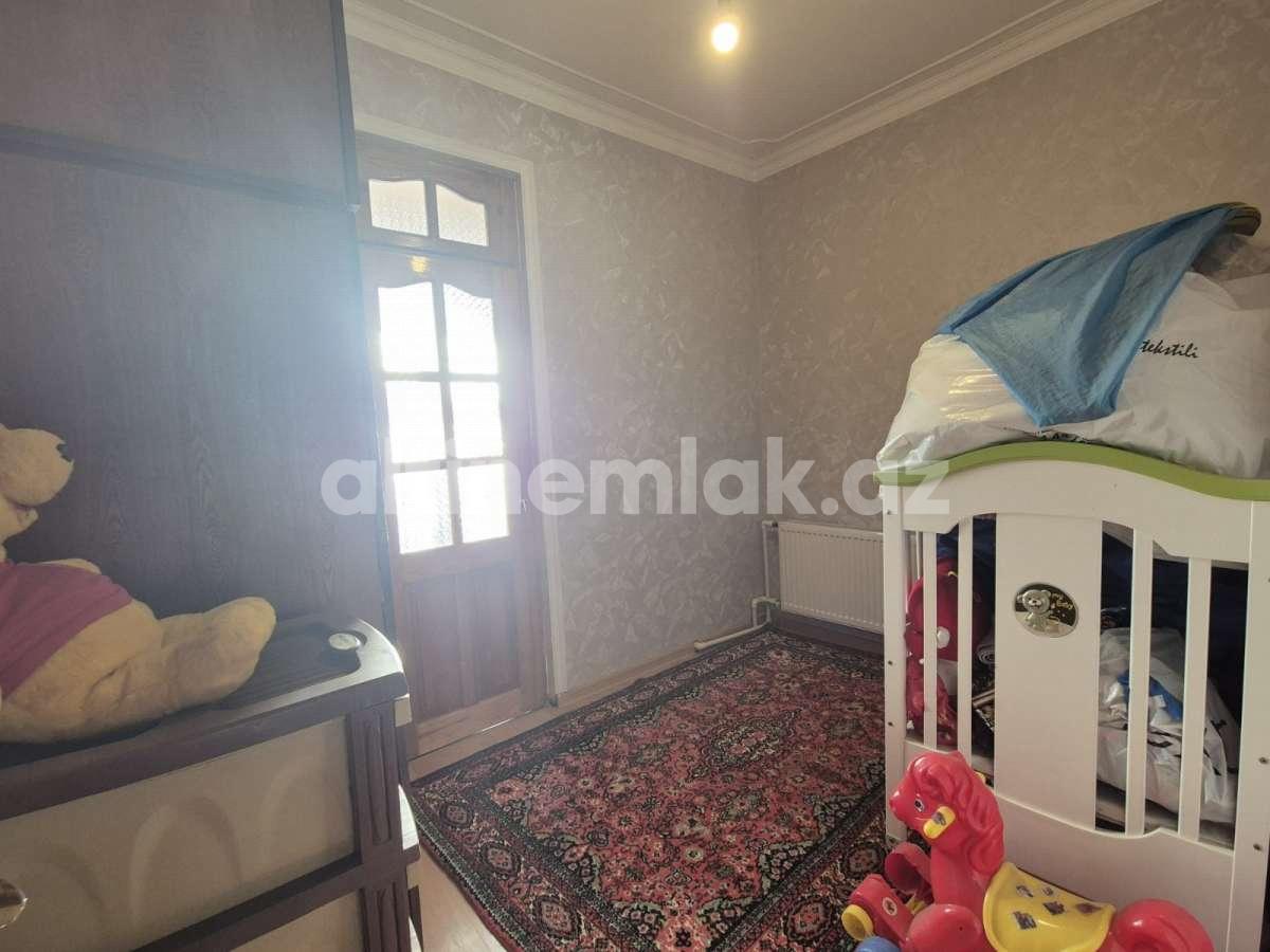 Продаётся, вторичка, 3-комнаты, 65 m²