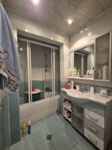 Sale, old building, 3 room, 65 m²