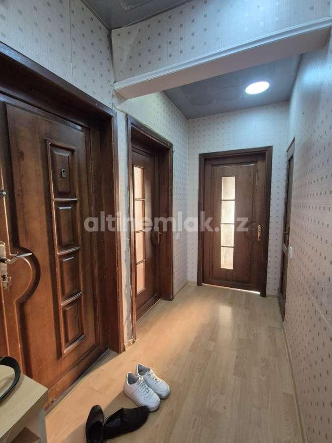 Продаётся, вторичка, 3-комнаты, 65 m²