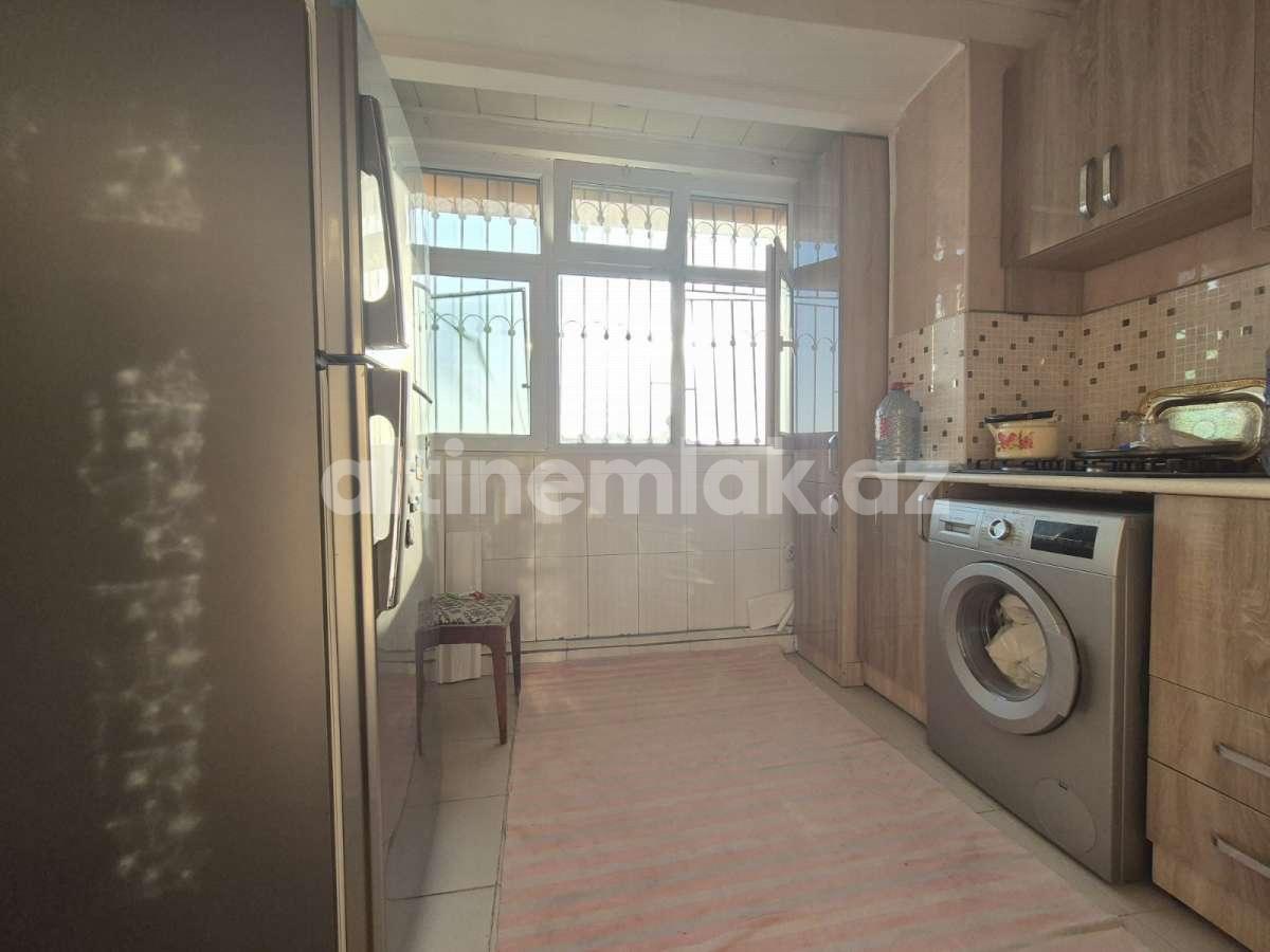 Продаётся, вторичка, 3-комнаты, 65 m²