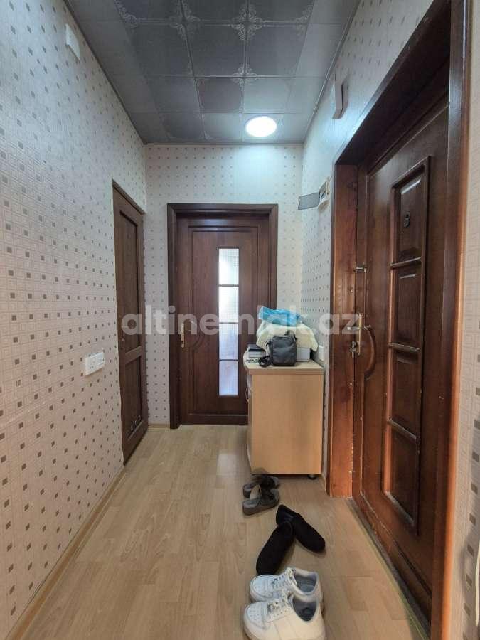 Продаётся, вторичка, 3-комнаты, 65 m²