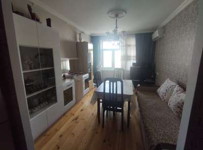 Sale, old building, 2 room, 40 m²