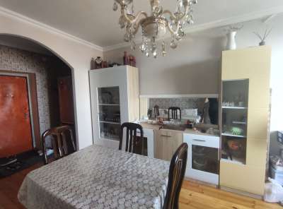 Sale, old building, 2 room, 40 m²