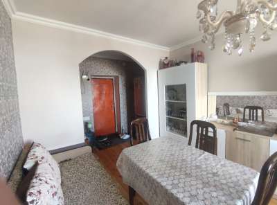 Sale, old building, 2 room, 40 m²