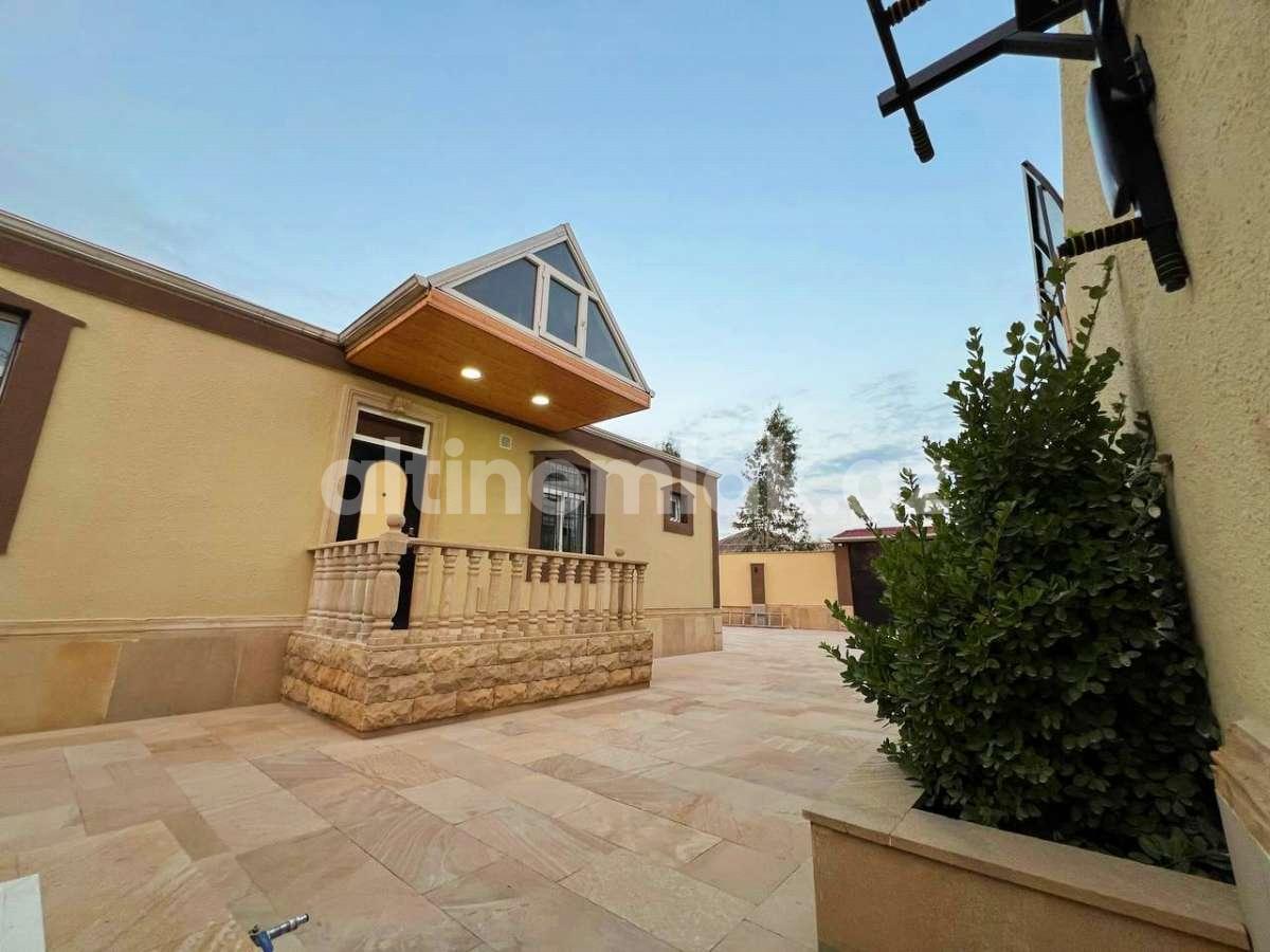 Продаётся, дом / дача, 3-комнаты, 108 m²