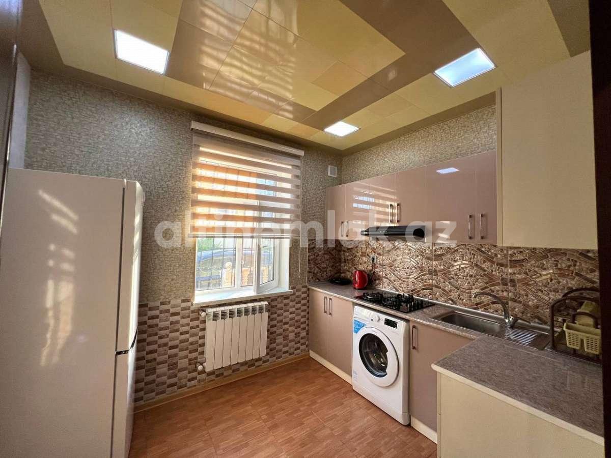 Продаётся, дом / дача, 3-комнаты, 108 m²