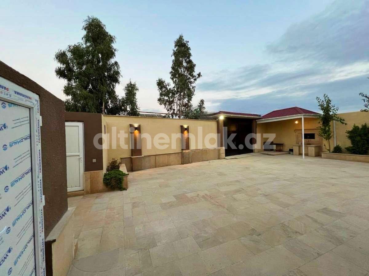 Продаётся, дом / дача, 3-комнаты, 108 m²
