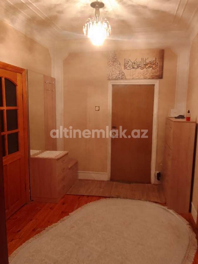 Sale, old building, 2 room, 60 m²