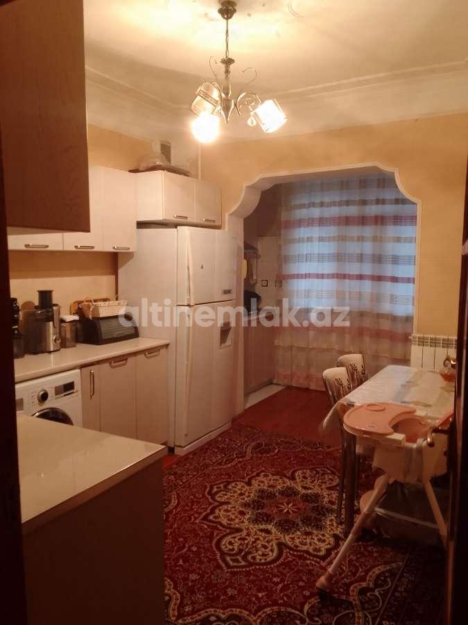 Sale, old building, 2 room, 60 m²