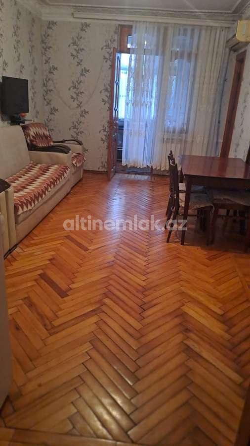 Sale, old building, 3 room, 55 m²