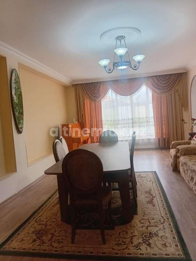 Rent, garden / house, 4 room, 140 m²