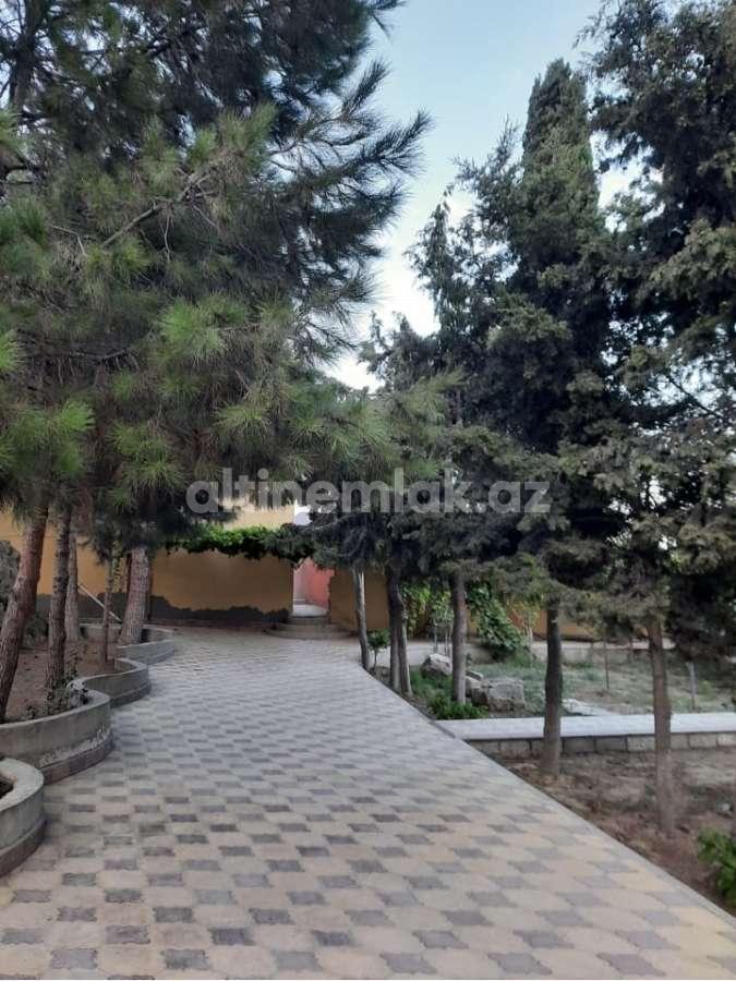 Продаётся, дом / дача, 5-комнаты, 230 m²