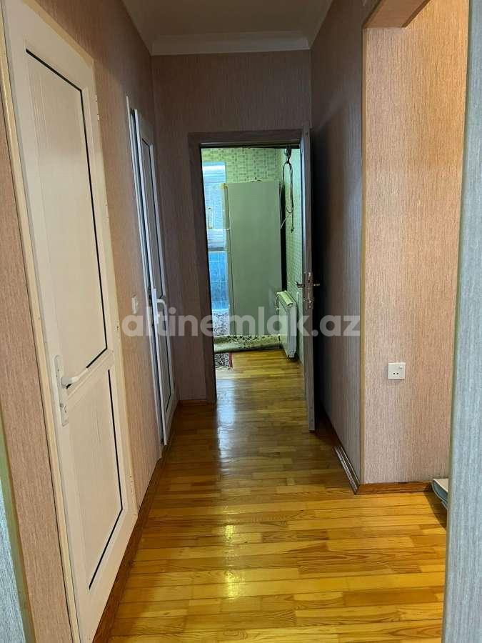 Sale, old building, 4 room, 100 m²