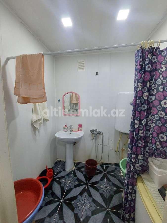 Sale, old building, 2 room, 52 m²