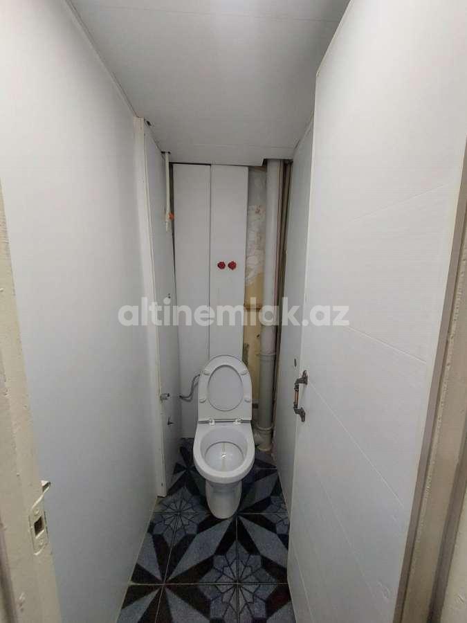 Sale, old building, 2 room, 52 m²