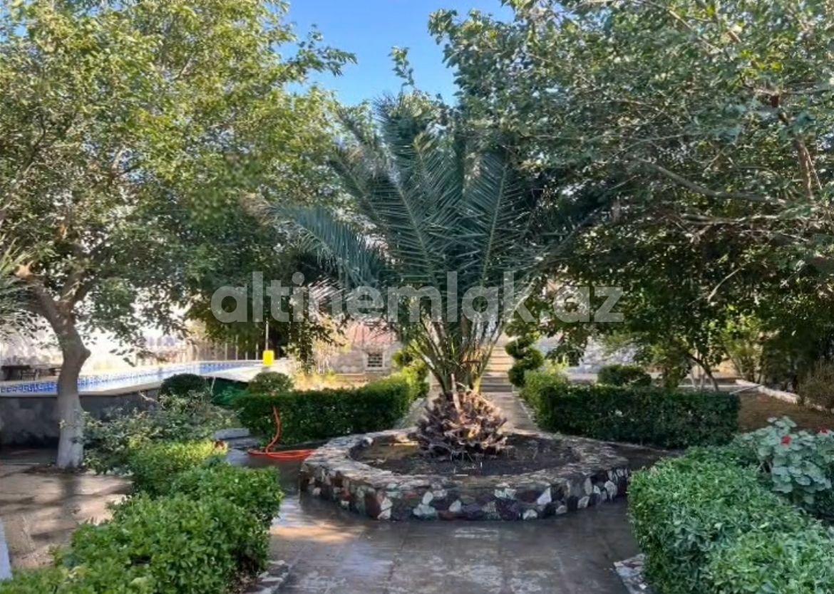 Rent, garden / house, 4 room, 440 m²