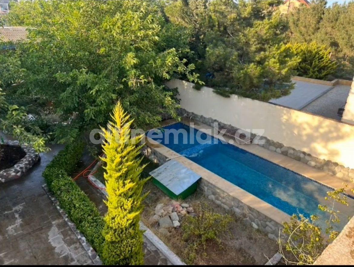 Rent, garden / house, 4 room, 440 m²