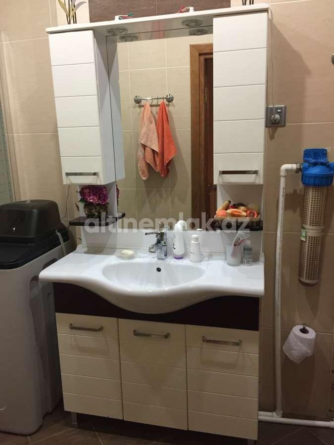 Kirayə verilir, yeni tikili, 3 otaqlı, 157 m²