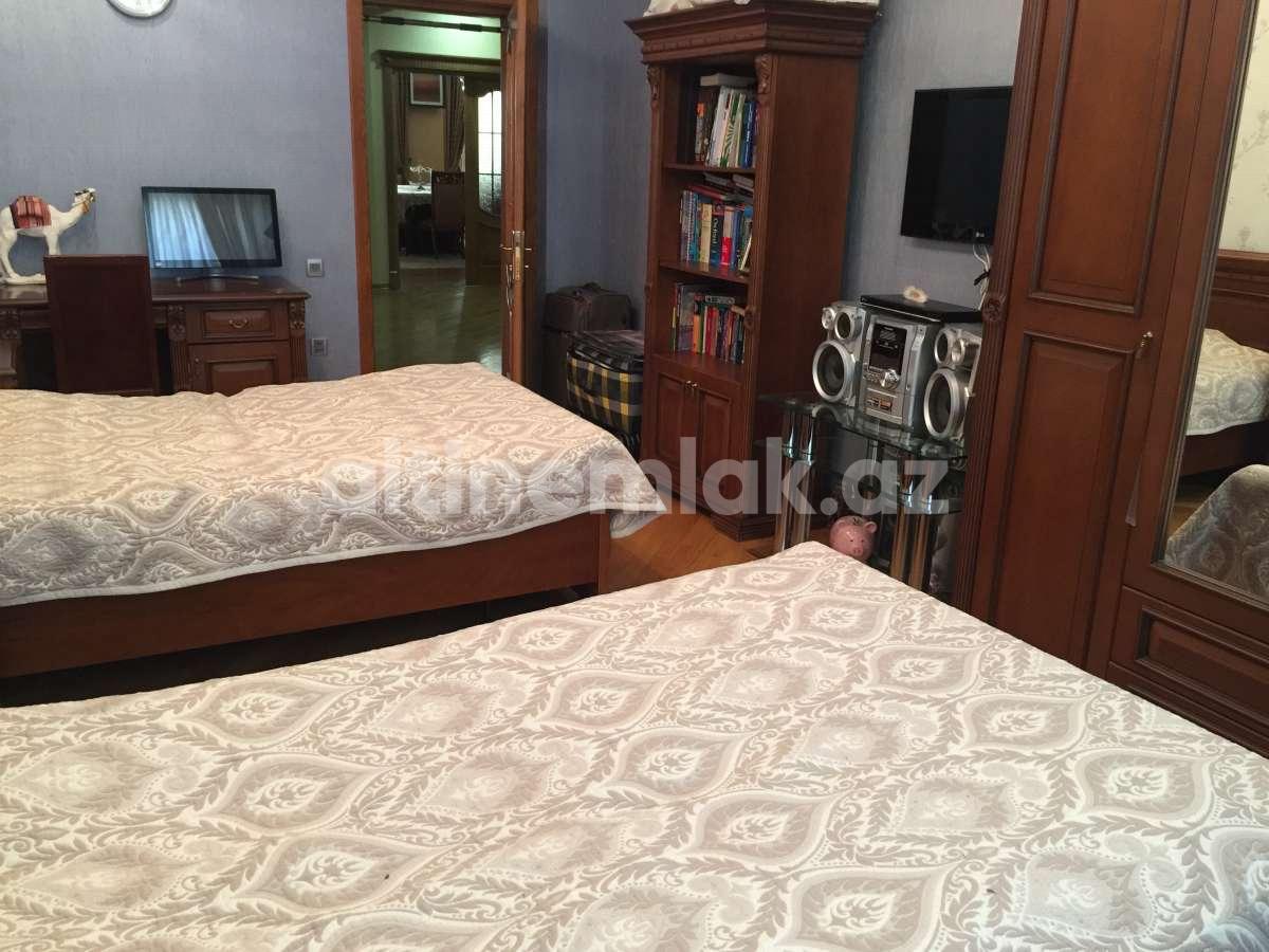 Kirayə verilir, yeni tikili, 3 otaqlı, 157 m²