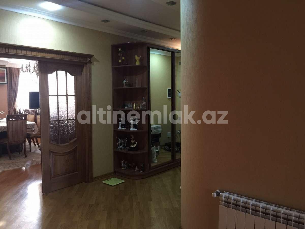 Kirayə verilir, yeni tikili, 3 otaqlı, 157 m²
