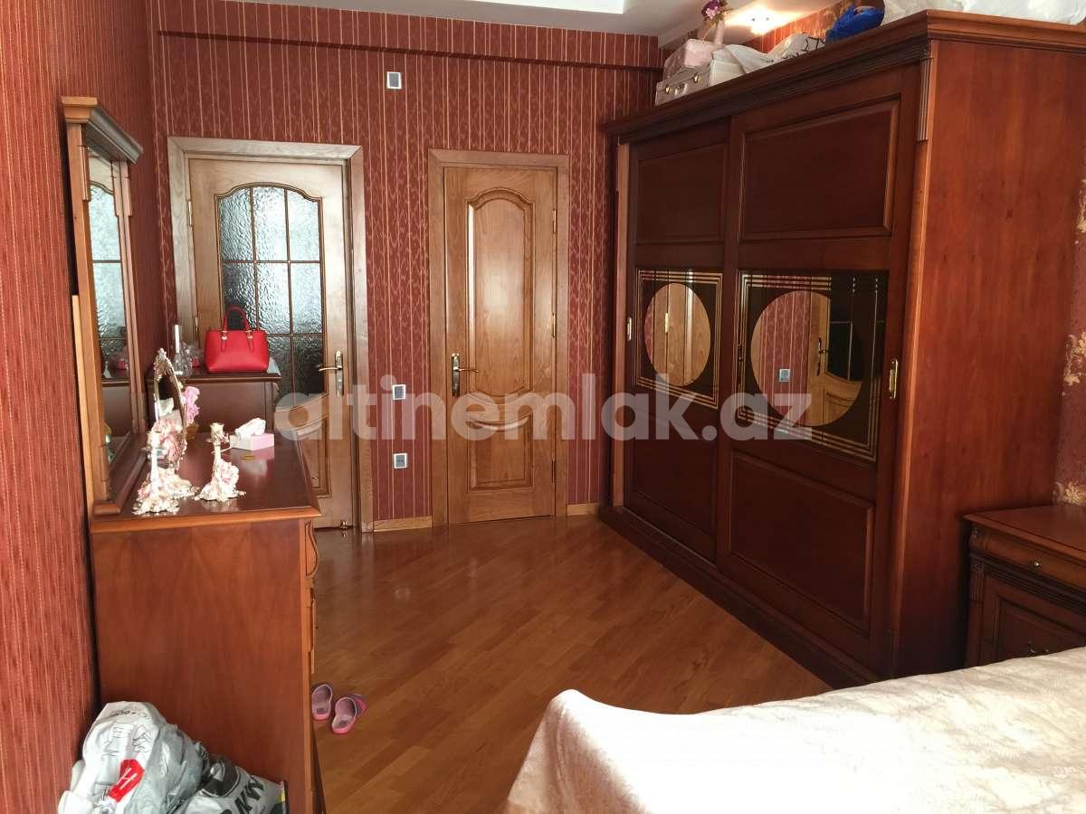 Kirayə verilir, yeni tikili, 3 otaqlı, 157 m²