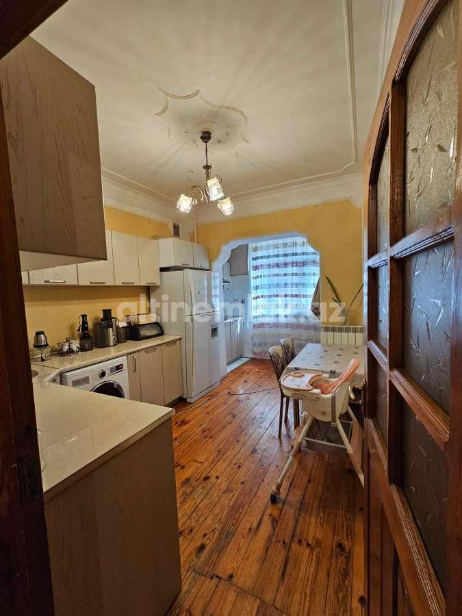 Продаётся, вторичка, 2-комнаты, 60 m²