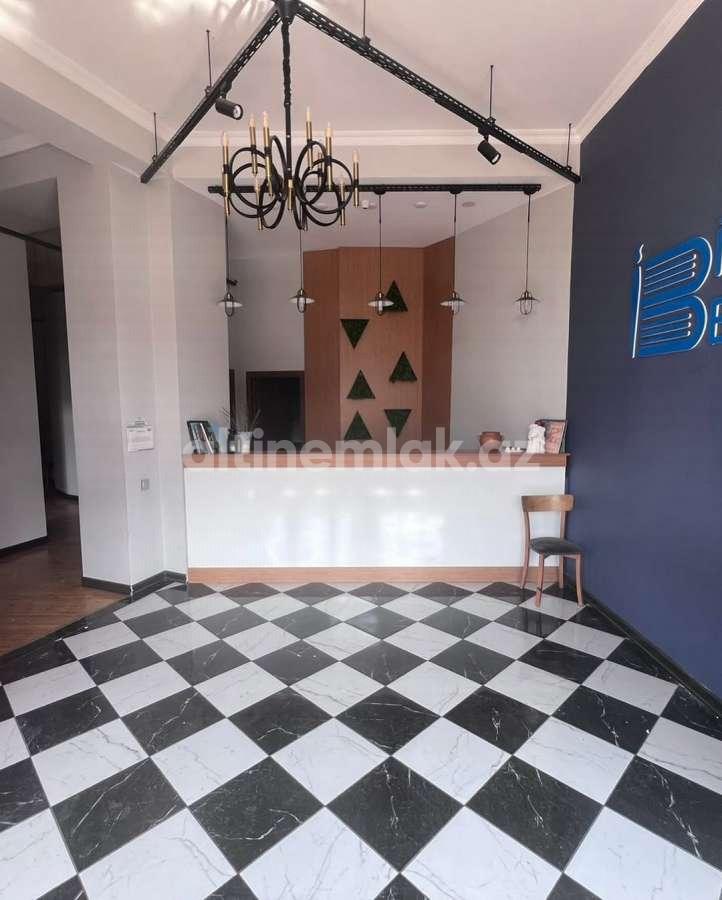 Продаётся, офис, 6-комнаты, 217 m²