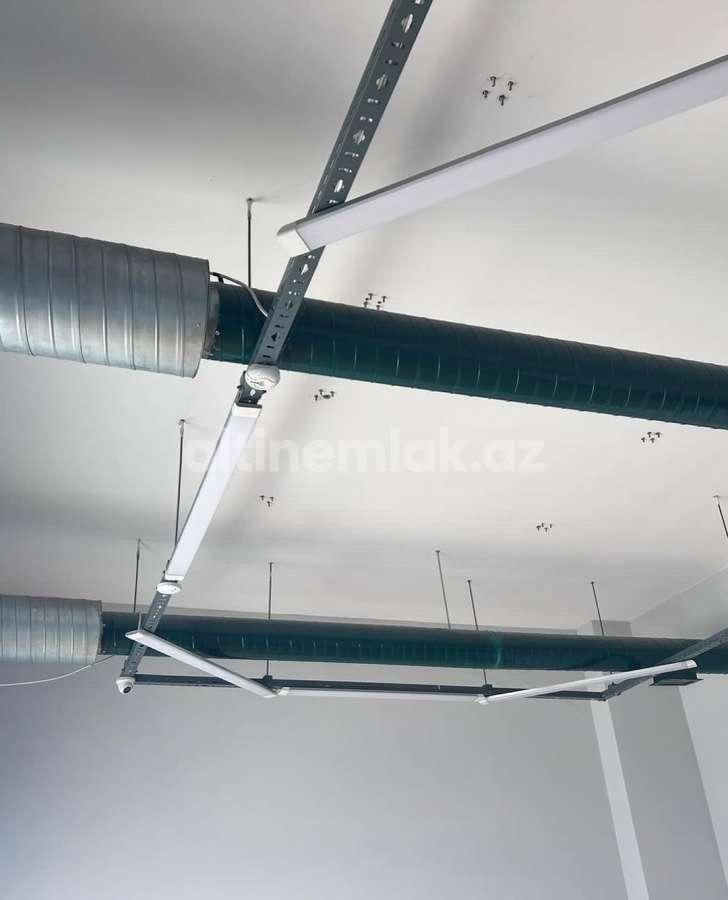 Продаётся, офис, 6-комнаты, 217 m²