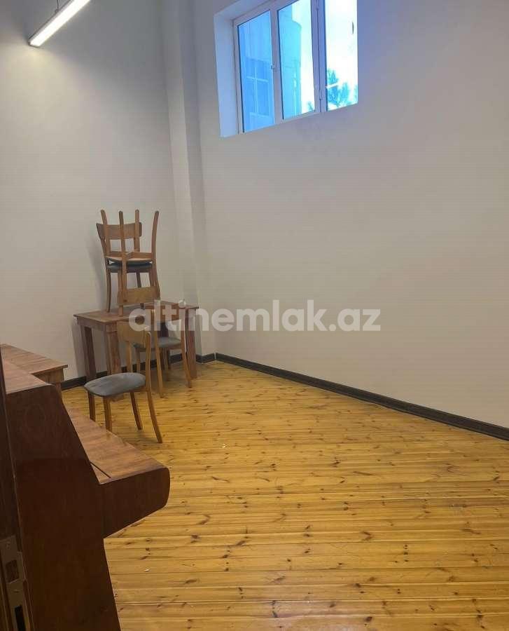 Продаётся, офис, 6-комнаты, 217 m²