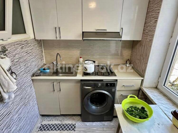 Satılır, köhnə tikili, 3 otaqlı, 70 m²