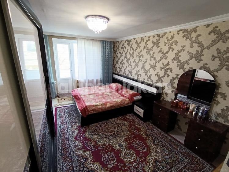 Satılır, köhnə tikili, 3 otaqlı, 70 m²