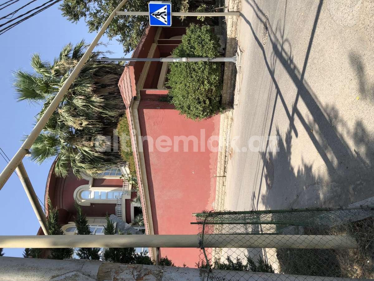 Satılır, köhnə tikili, 3 otaqlı, 70 m²