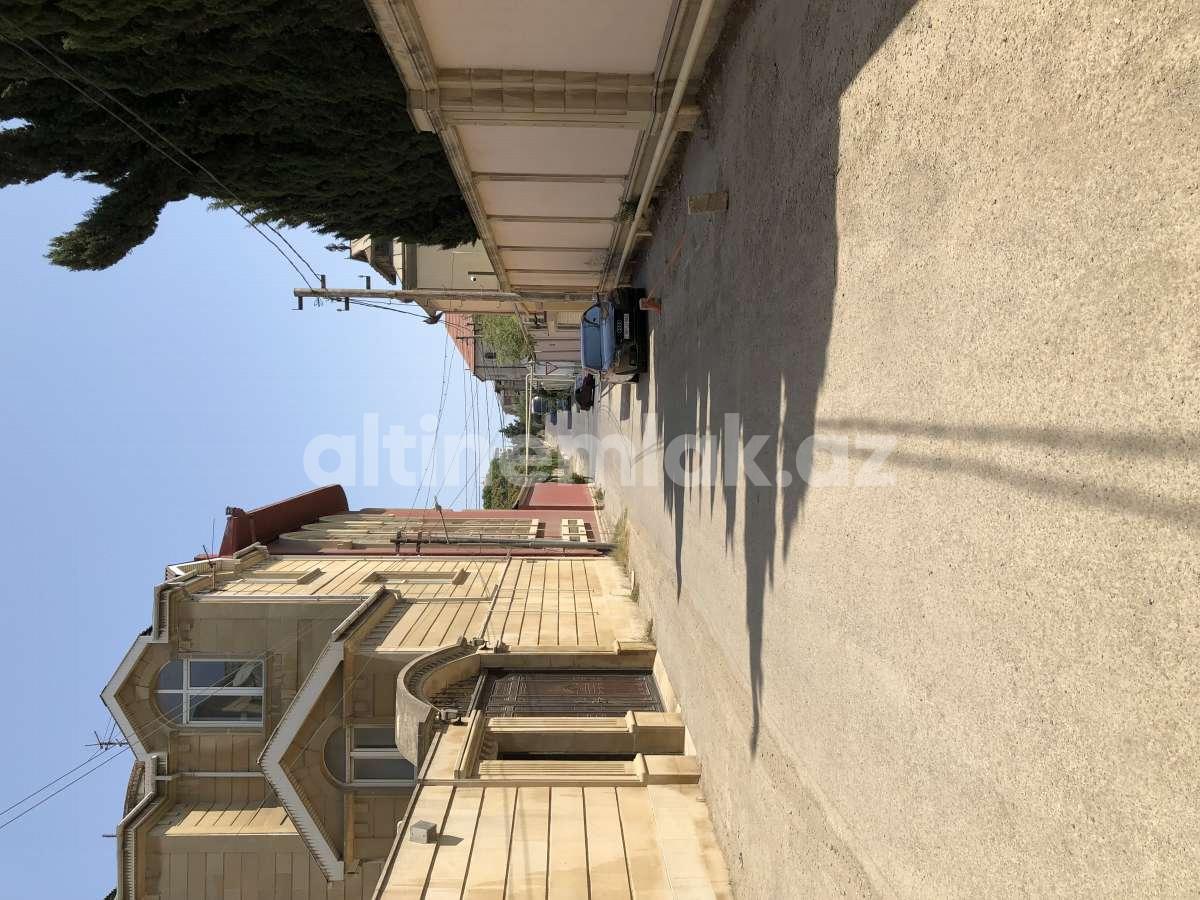 Satılır, köhnə tikili, 3 otaqlı, 70 m²