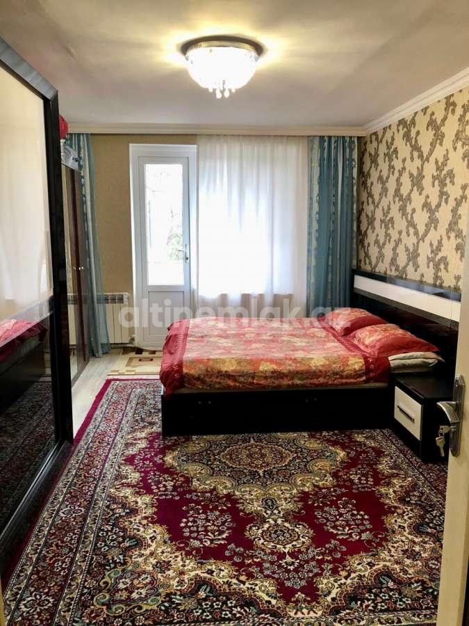 Satılır, köhnə tikili, 3 otaqlı, 70 m²