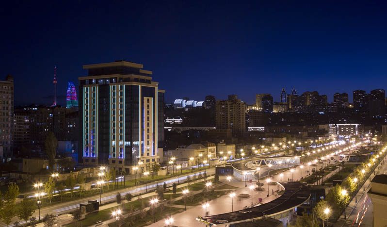 Winter Plaza (Park) Biznes Mərkəzi